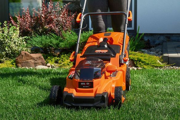 Газонокосарка акумуляторна SEQUOIA SBL4037B-E2W SBL4037B-E2W фото
