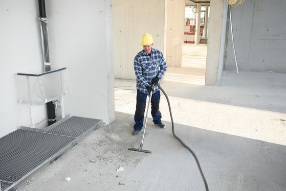 Пылесос профессиональный Karcher NT 50/1 Tact Te L, для сухой и влажной уборки, 1380Вт, 27.3кПа, 50л, 74 л/с, 18.3кг 1.148-411.0 фото