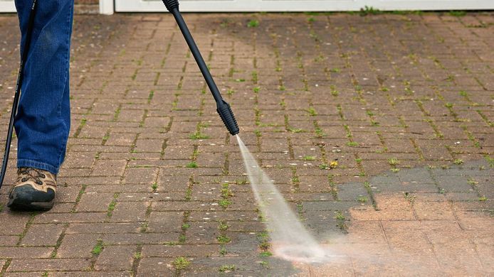 Минимойка высокого давления Bosch Advanced Aquatak 150, 2200Вт, 150бар, 480л/ч, шланг 8м, 22.45кг 0.600.8A7.700 фото