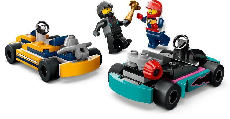Конструктор LEGO City Картинг і гонщики (391658)