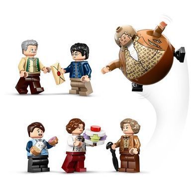 Конструктор LEGO Harry Potter Привет-драйв визит тети Мардж 639 деталей (76451)