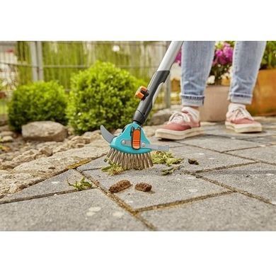 Очисник щілин з ножем та щіткою Gardena Combisystem сталевий 3-в-1 03608-20.000.00 фото