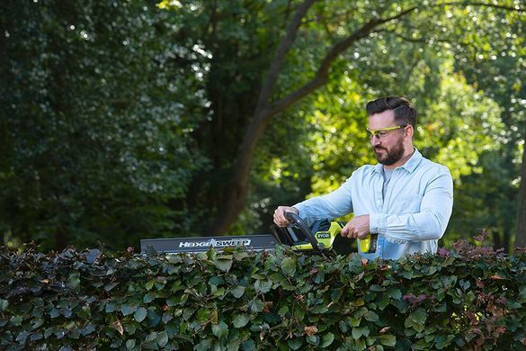 Ryobi Кусторез RY18HT55A-0, 18В ONE+, лезвие 55см, шаг реза 24мм (без АКБ и ЗУ) 5133004909 фото