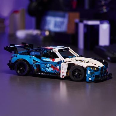 Конструктор LEGO&reg; Technic Автомобіль для перегонів BMW M4 GT3 EVO 747 деталей (42226) dt_186727 фото