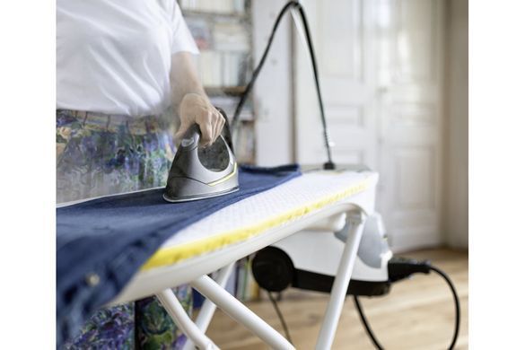 Karcher Пароочиститель SI 4 EasyFix Iron, 2000Вт, 800мл, 3.5Бар, глад.доска, утюг, швабра, белый 1.512-637.0 фото