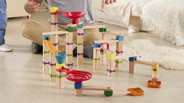 Конструктор-лабіринт Hape Marble Run Трюки та повороти 129 ел. (E1100) dt_14980 фото