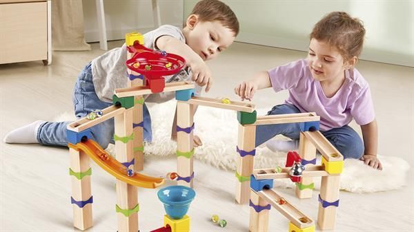 Конструктор-лабіринт Hape Marble Run Трюки та повороти 129 ел. (E1100) dt_14980 фото