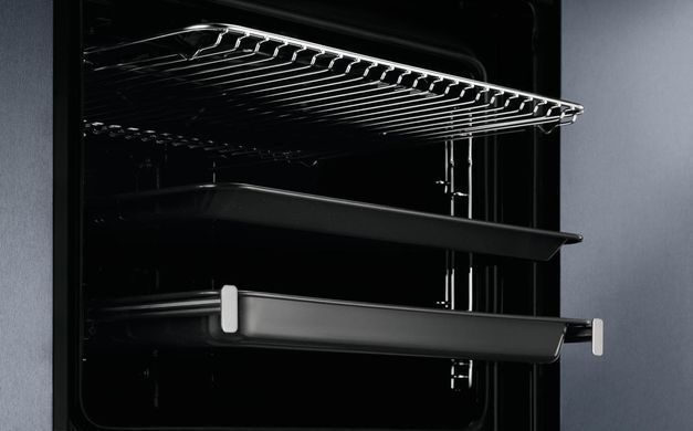 Electrolux Духова шафа електрична, 65л, А, пара, дисплей, конвекція, телескопічні напрямні, чорний EOD5H70BZ фото