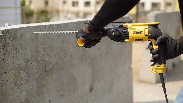 Перфоратор сетевой SDS-Plus DeWALT D25133K D25133K фото