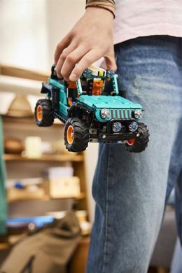 Конструктор LEGO&reg; Technic Позашляховик Jeep&reg; Wrangler Rubicon 723 деталі (42227) dt_186728 фото