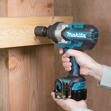 Гайковерт ударний акумуляторний Makita DTW1002Z без акумулятора DTW1002Z DTW1002Z фото