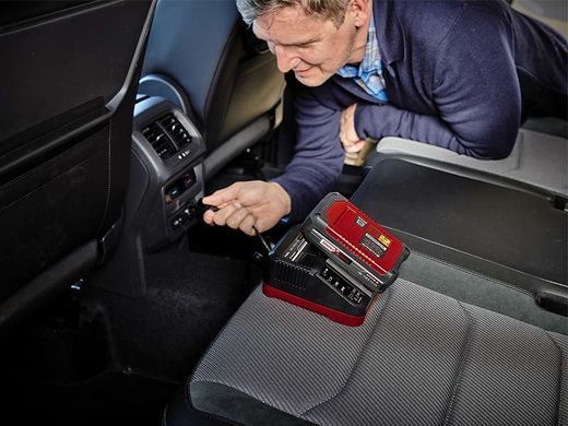 Einhell Зарядний пристрій 18V Power X-Car Charger 3A, PXC, від прикурювача 12В, 0.32 кг (362844)