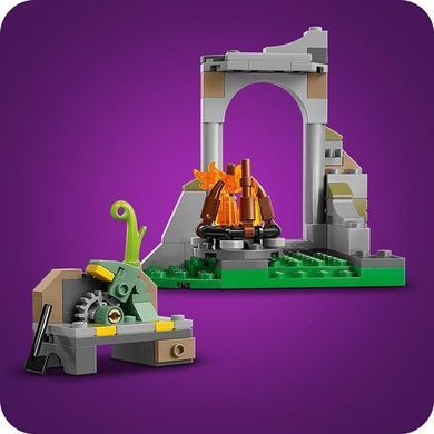 Конструктор LEGO Fortnite Табір Peely та Sparkplug 250 деталей (77075)
