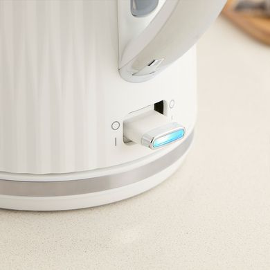 Электрочайник Russell Hobbs Eden 27360-70 White (7054170) 25209016001 фото