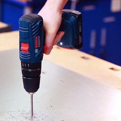 Дриль-шуруповерт ударний акумуляторний Bosch GSB 180-Li 06019F8300 06019F8300 фото