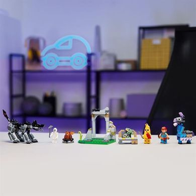 Конструктор LEGO Fortnite Табір Peely та Sparkplug 250 деталей (77075)