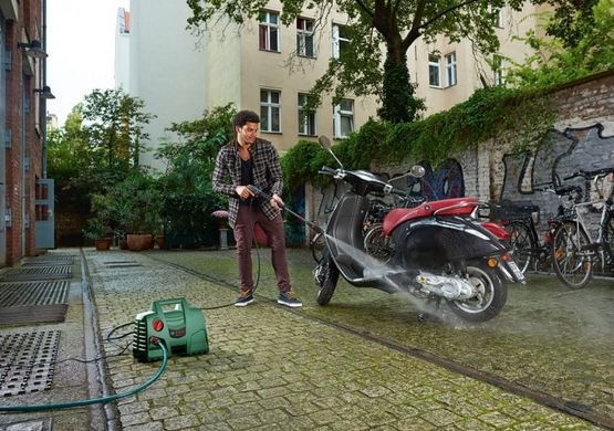 Мінімийка високого тиску Bosch EasyAquatak 110 1300Вт 110бар 330л/год шланг 5м 3.8кг (349339) 0.600.8A7.F00 фото