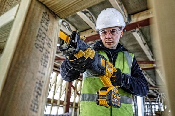 Пила сабельная аккумуляторная DeWALT DCS389NT DCS389NT фото