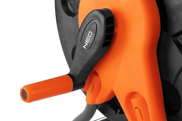 Катушка Neo Tools 15-791 для хранения садового шланга 1/2" или 3/4", с ручкой 15-791 фото