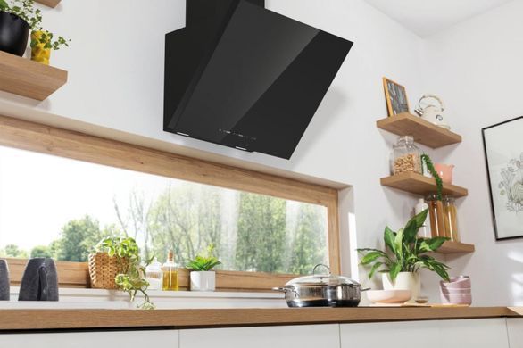 Gorenje Витяжка похила, 60см, 570м3ч, чорний (375720) WHI643B фото